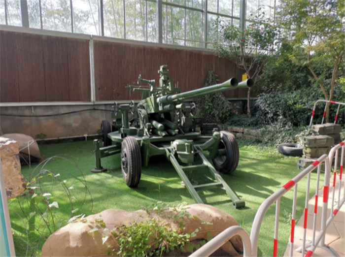 9月3日，中農(nóng)富通調(diào)研組兵分兩路對南京高淳區(qū)武家嘴現(xiàn)代農(nóng)業(yè)產(chǎn)業(yè)示范園區(qū)和棲霞區(qū)龍?zhí)冬F(xiàn)代農(nóng)業(yè)產(chǎn)業(yè)示范園區(qū)的調(diào)研工作。(圖16)